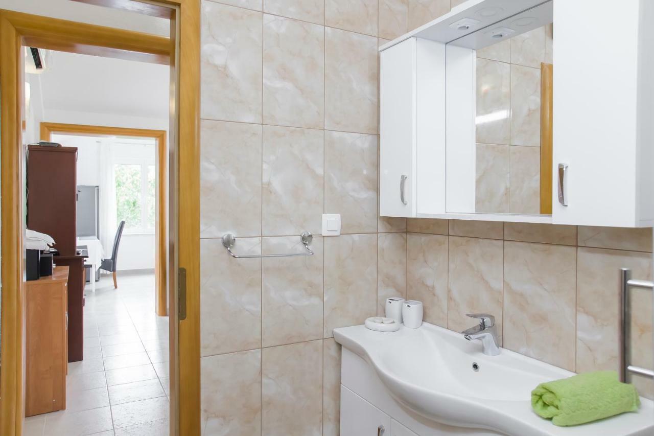 Vila Lukrecija Drace Bilik gambar